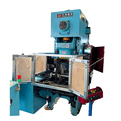 Can vuông 1L 4L/Can dầu/Can xăng có thể đóng nắp dây chuyền sản xuất Máy cấp liệu Máy ép